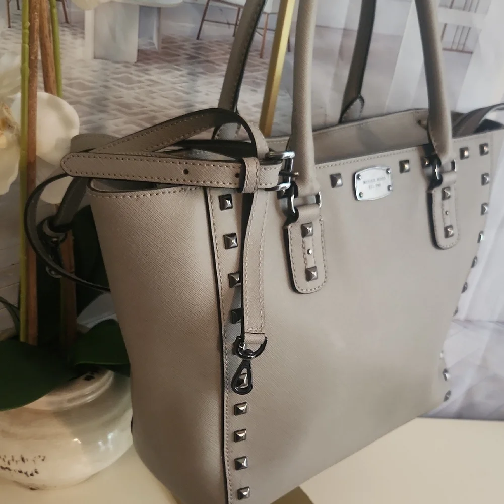 Michael Kors Gray 3 Way Crossbody Tote with Branded Lining. Great Condition!